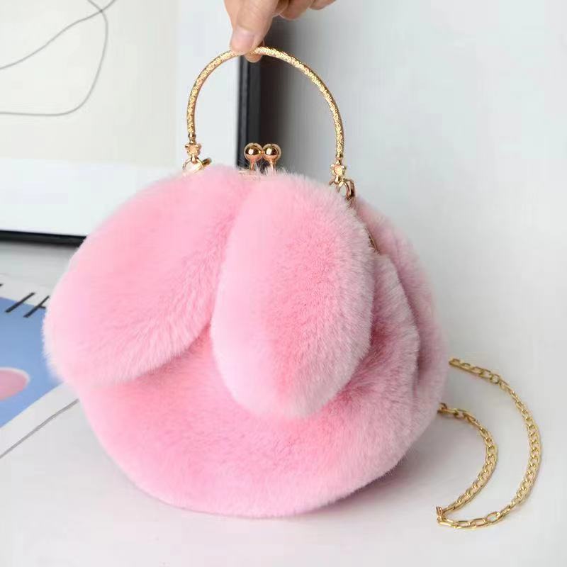 Handheld princess bag faux fur plush bags new chain bag Joker cute rabbit ear handbags cute pink beauty