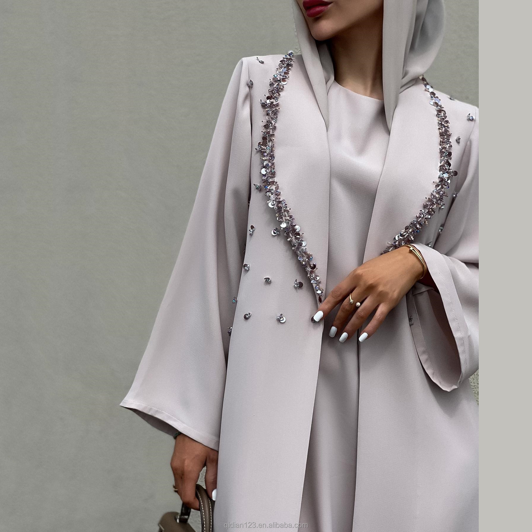 Luxurious dubai abaya open scattered beaded abaya muslim full dress high quality customized  modesty  abaya