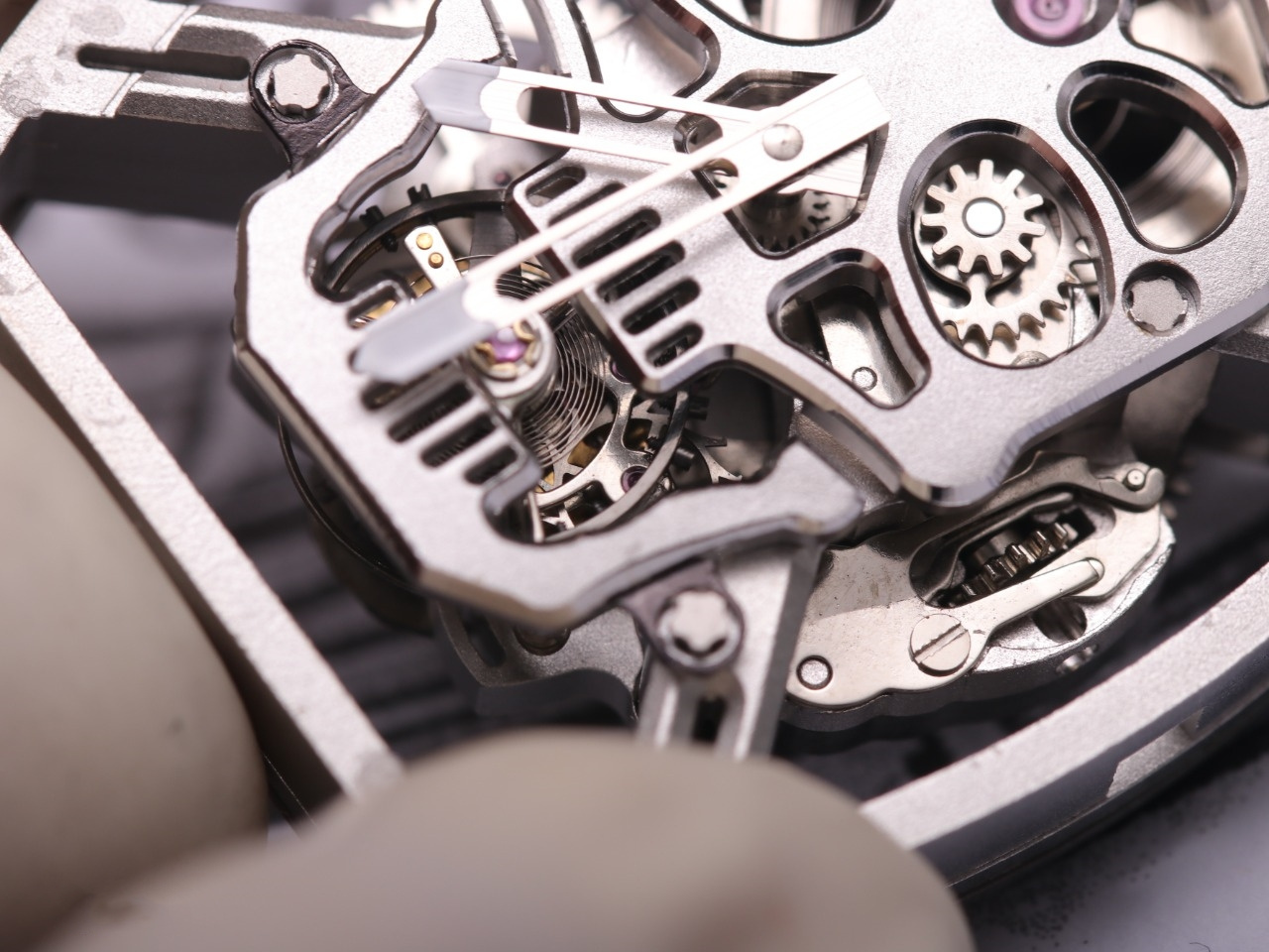 watch JB factory Ture Tourbillon RM 052 watch Skull Skeleton dial Carbon Fibre Bezel PVD Titanium Case Mechanical watch