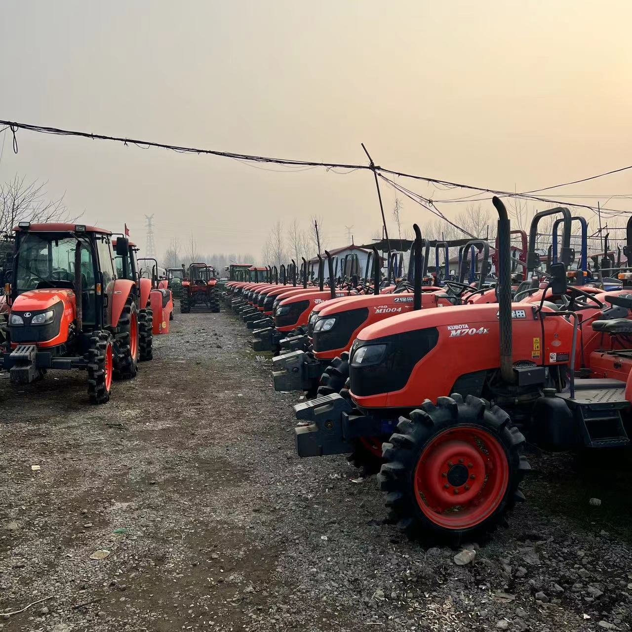 Hot Sale Kubota M704k 4wd Tractor For Sale In Japan