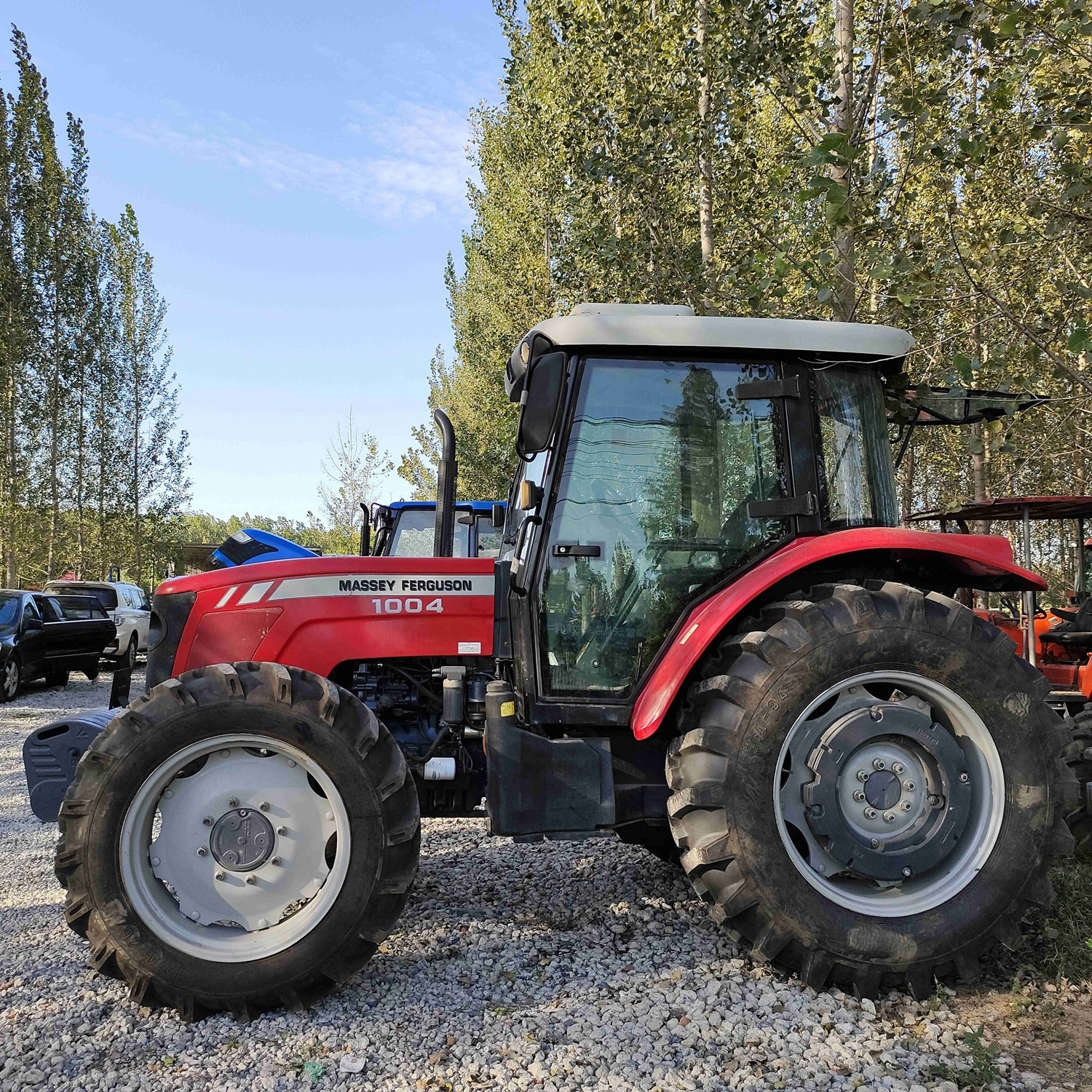 4x4 4wd Cab Mf 1004 100hp Small Agriculture Tractor Cheap Used Tractor For Sale In China