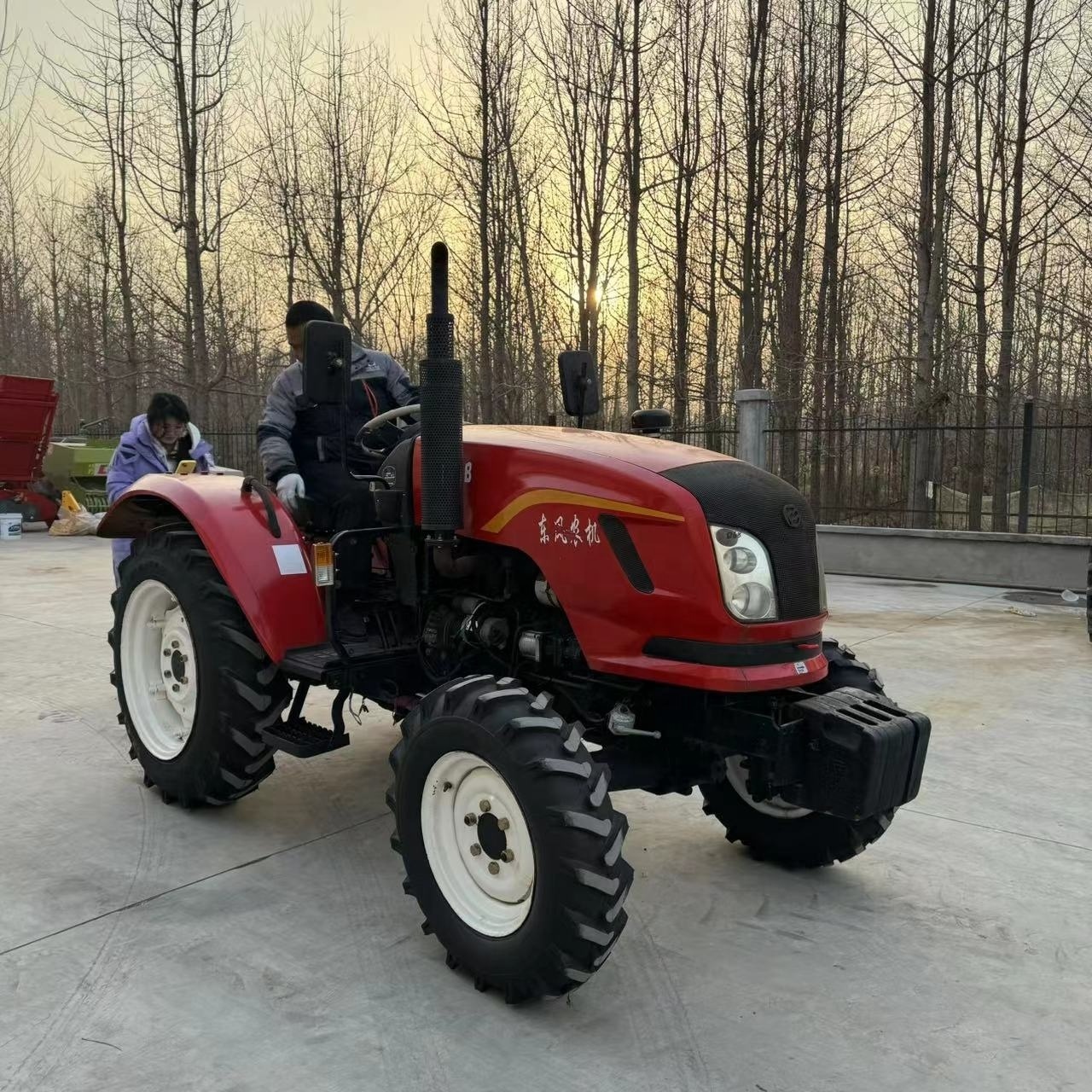 Used Dongfeng Df404B Farm Tractors