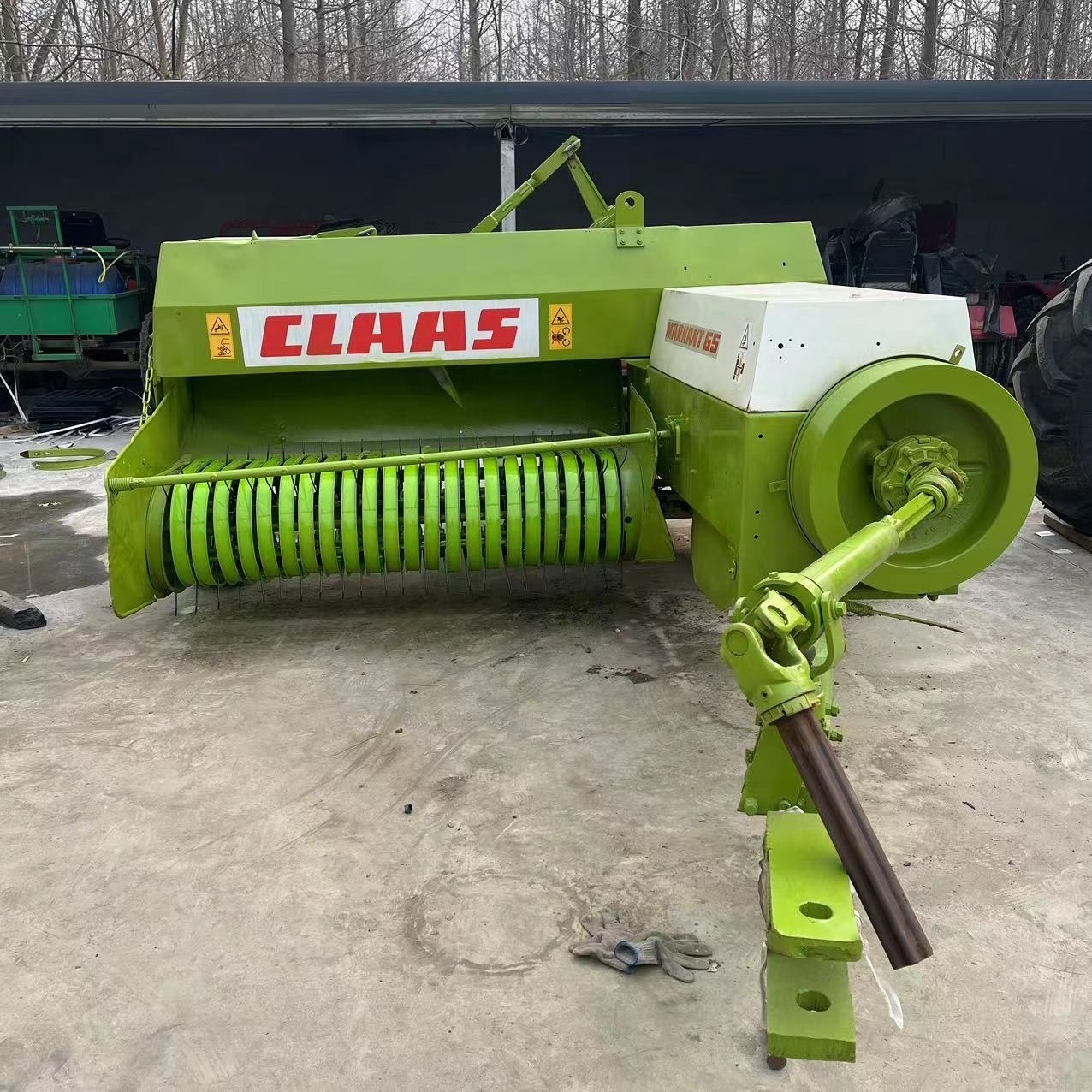 Hot sale 2018 - 2020 year Cheap price Claas Markant 55/65 650 used hay baler with spare parts for sale 55/65 Claas