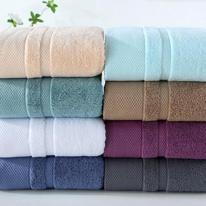 High Quality Hotel 100% Cotton Bath Towels, Made in China Baht Towels with Customized Designs