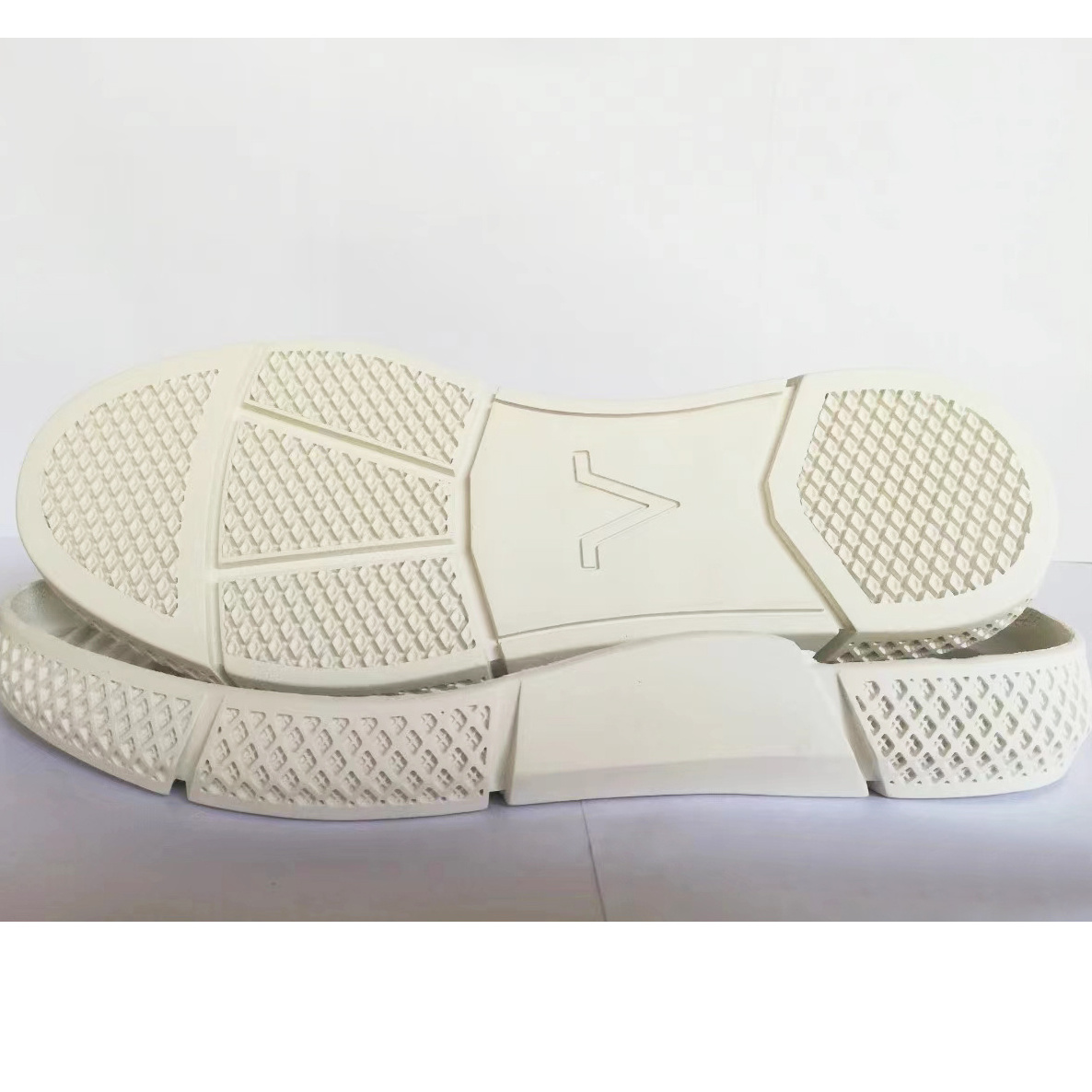 OEM Accept Rubber Soles Manufacturing Outdoor Antiskid Outsole Shoe Sole Men Casual White Rubber Sole