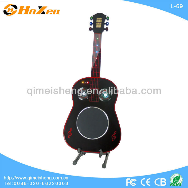 Hot-Sale guitar speaker shaped active 8 inch subwoofer speaker 45W output power portable audio speaker with wireless mic