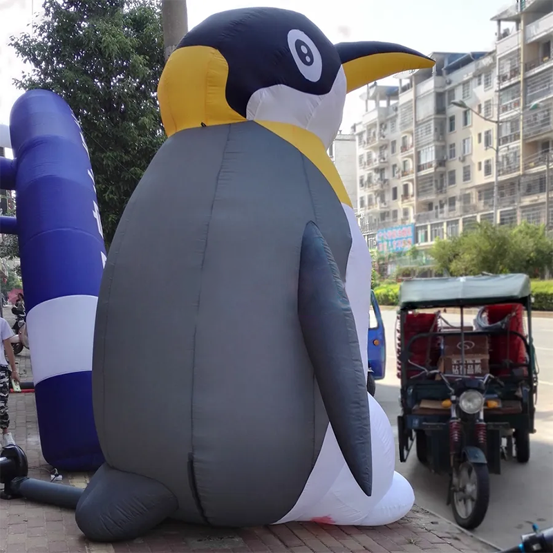 CH penguin theme inflatable cartoon for advertising,giant advertising inflatable dog