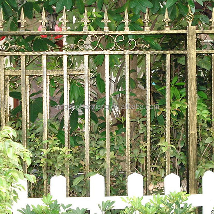 China manufacturer modern iron fence metal doors iron main gate designs galvanized power coating steel fences