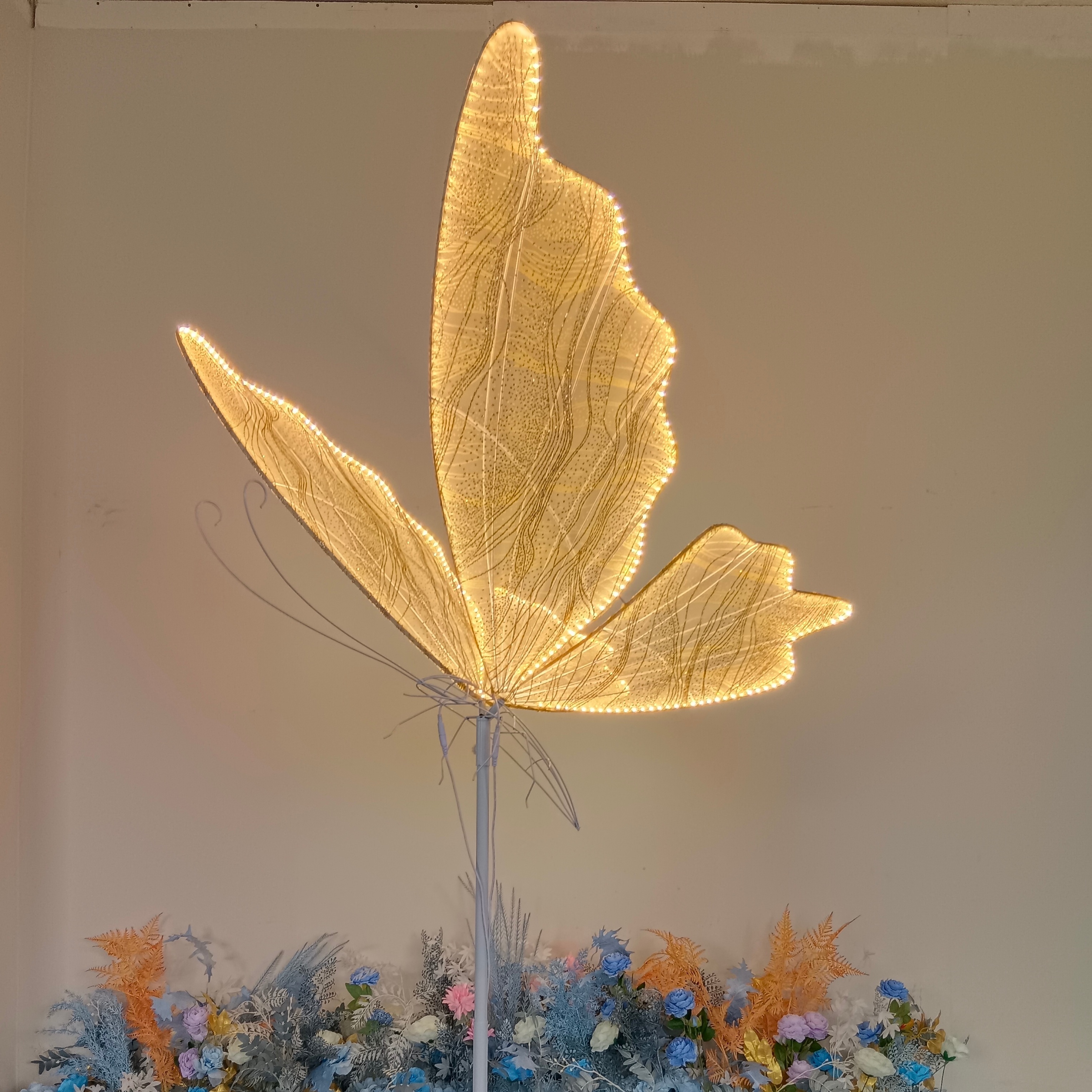 New arrival Free Standing size can be customized luminous butterfly decoration for wedding decoration events decor