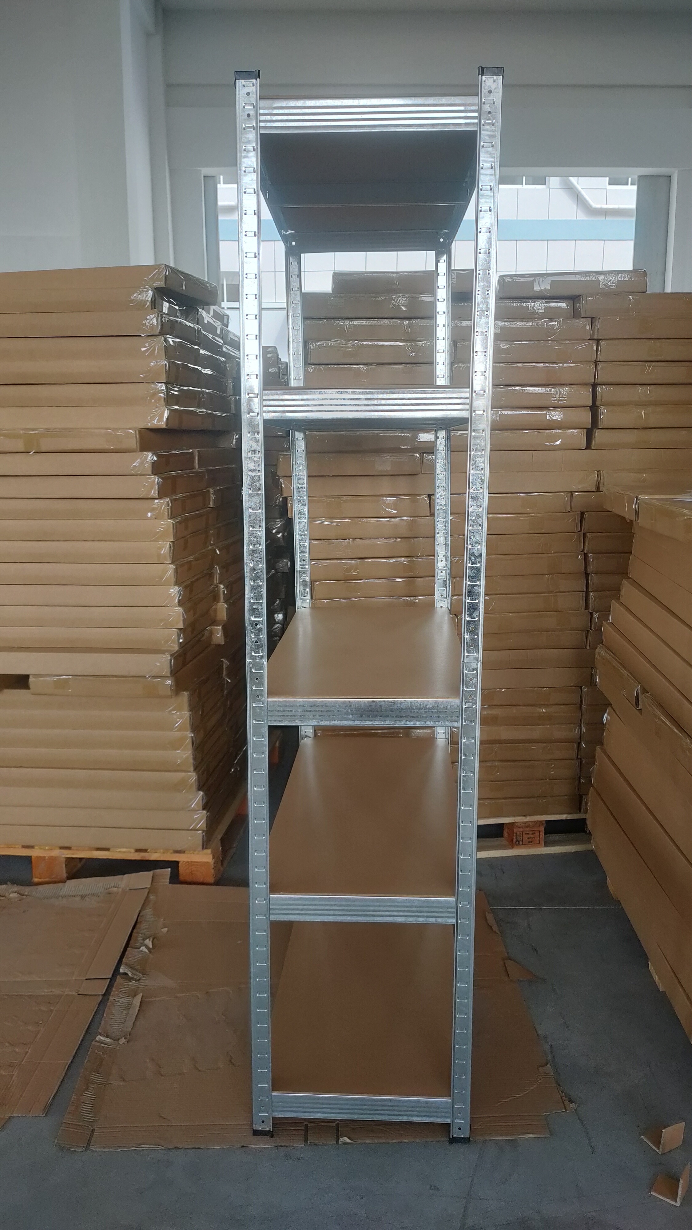 Tianhaida Heavy Duty 5 Layer Galvanized Steel  175kg Load Capacity MDF Board Boltless Stacking Shelving