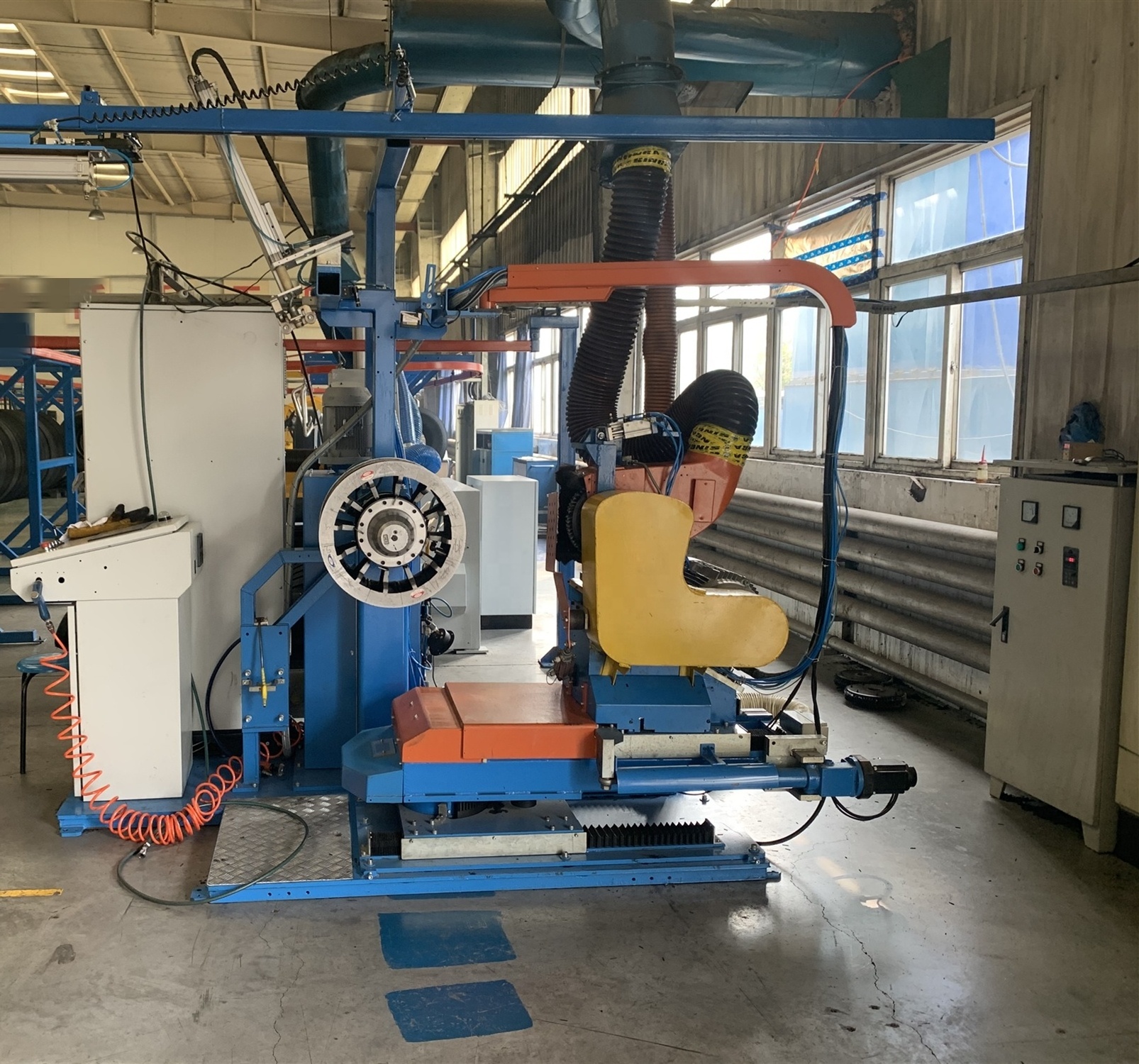 Optical Tyre Inspection Before Retread Tyre Retreading Machine Filling Rubber Inspection Machine For Tyre Retreading