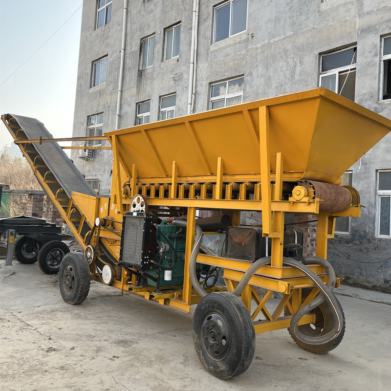 Bricks crusher soil rock breaking machine diesel power move style grinding machine for mining