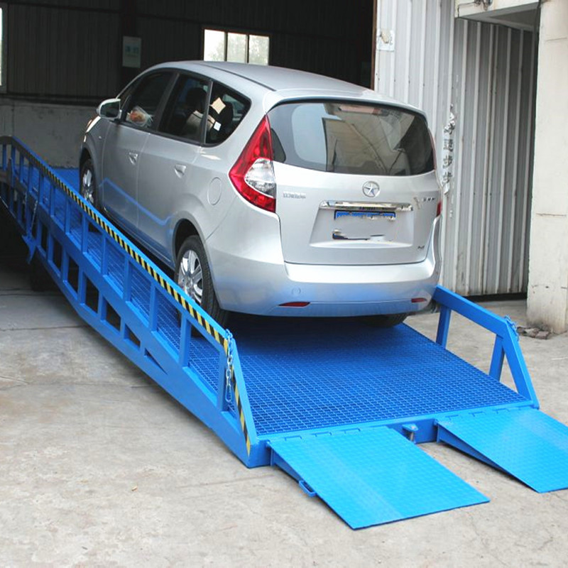 CE Certificate 4 ton -15 ton Mobile  Hydraulic Load Dock Forklift Yard Container Ramp for Sale