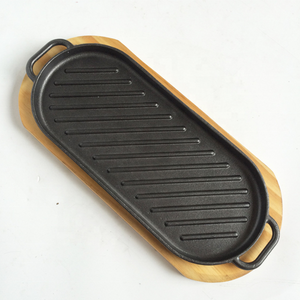 Hot Sale Cast Iron Sizzler Plate Non-Stick BBQ Hot Grill Pan Griddle Plate Sizzling Hot Plate with Wooden Tray Base