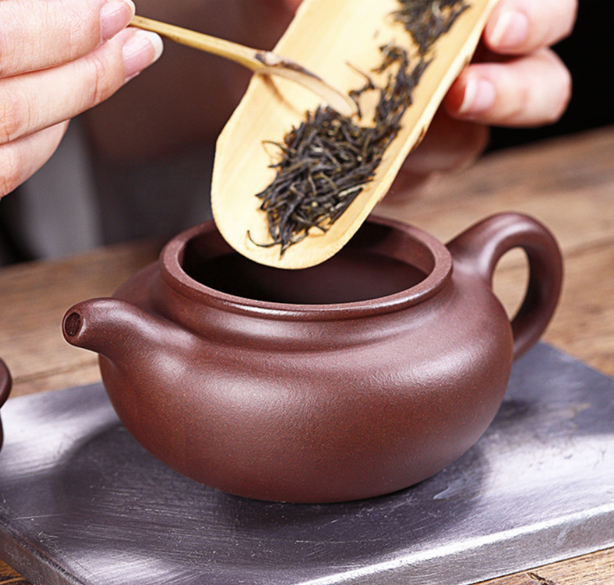 Chinese Yixing Zisha Clay Handmade Fanggu Pot Purple Mud Kungfu Kettle Pottery Filter for Loose Tea