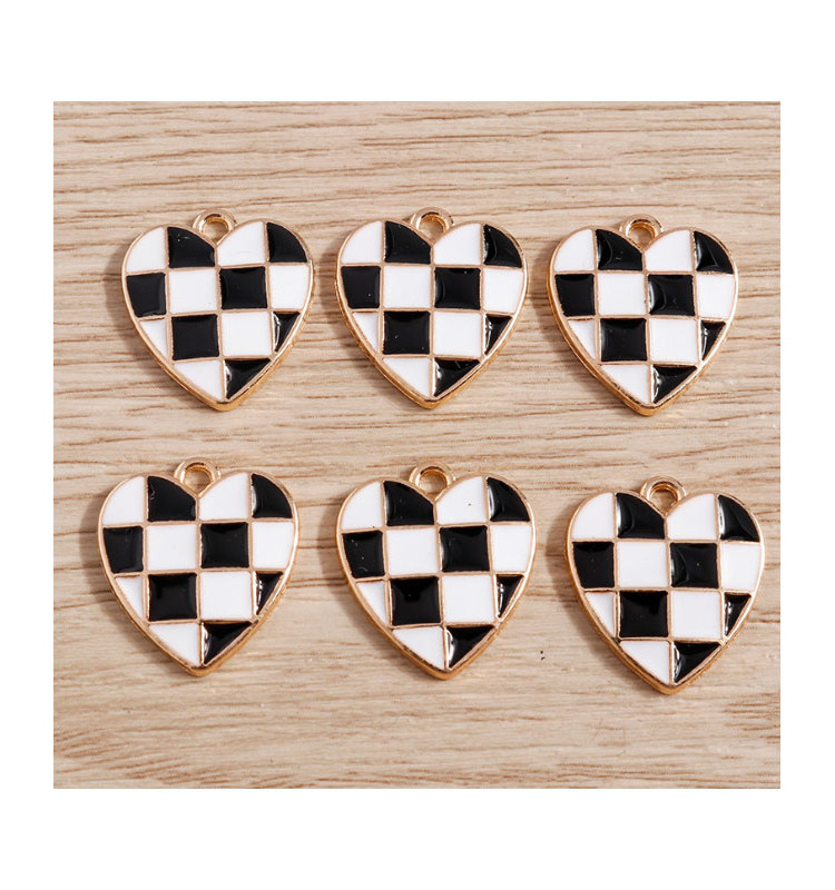 Zinc Alloy Checkered Racing Flag Heart Shaped Charm Checkerboard Heart Charm for DIY Necklace Bracelet Necklace Jewelry Making