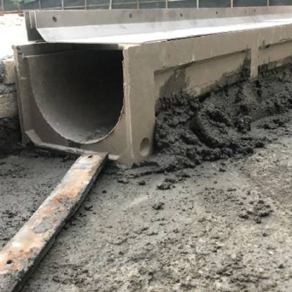 Road Rain Water Polymer Concrete Drain Channel Drainage Floor Drain System Gutter Sidewalk Trench Drain