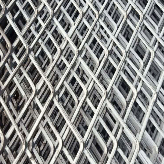 Thick Diamond Grill Expanded Metal Mesh Garden Metal Fence Trailer Mesh Floor Mesh