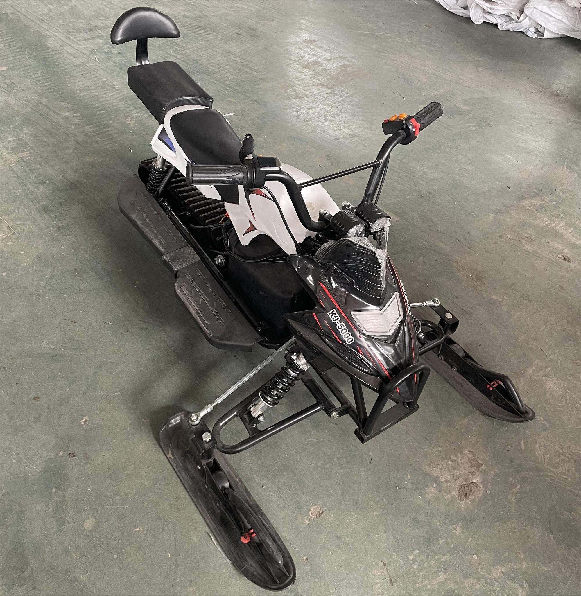 Factory direct sale unique electric kids snowmobile with motor snow scooter