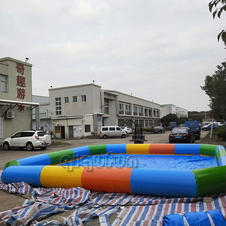 Factory hot sale with 135 air jets,tub cover,pump,filter cartridges bubble massage family inflatable swimming pool