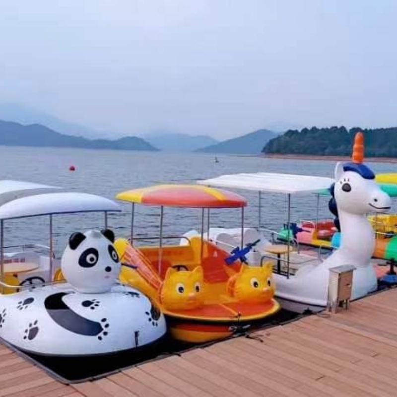 2024 Fresh style 4-6 person electric for lake outings flamingo swan pedal boat