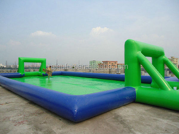 Popular indoor or outdoor sports game pvc tarpaulin football court soap mini inflatable soccer field for adults and kids