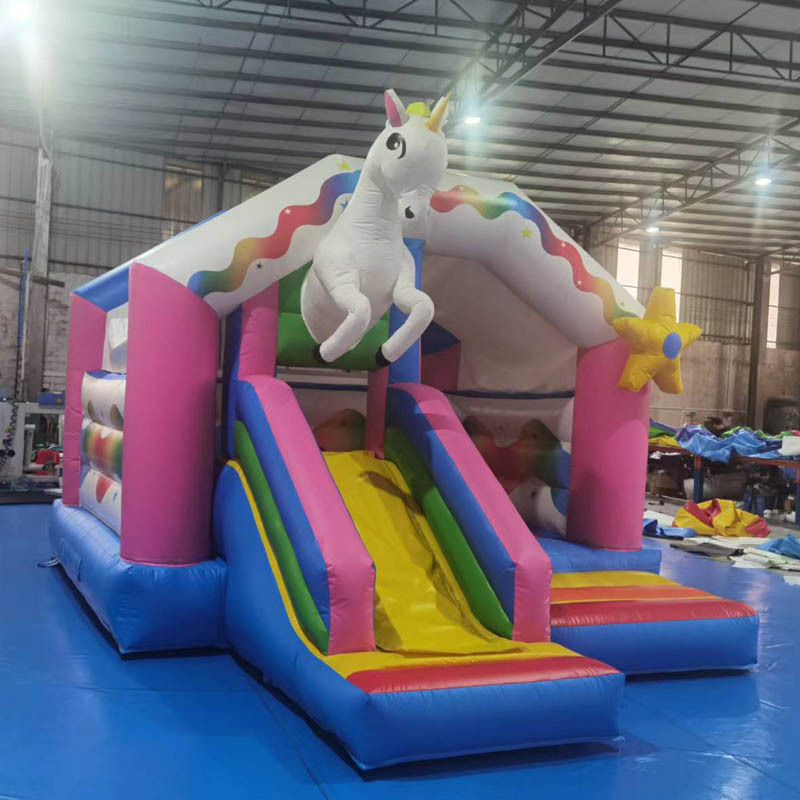 Giant inflatable bounce house combo inflatable bouncy castle with water slide pool