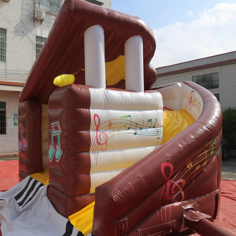 Giant inflatable bounce house combo inflatable bouncy castle with water slide pool