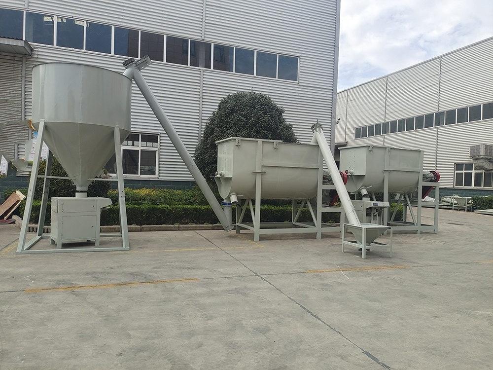 Nutrient soil batch mixer plastic powder mixer horizontal fertilizer compost substrate mixing machine mushroom substrate mixer