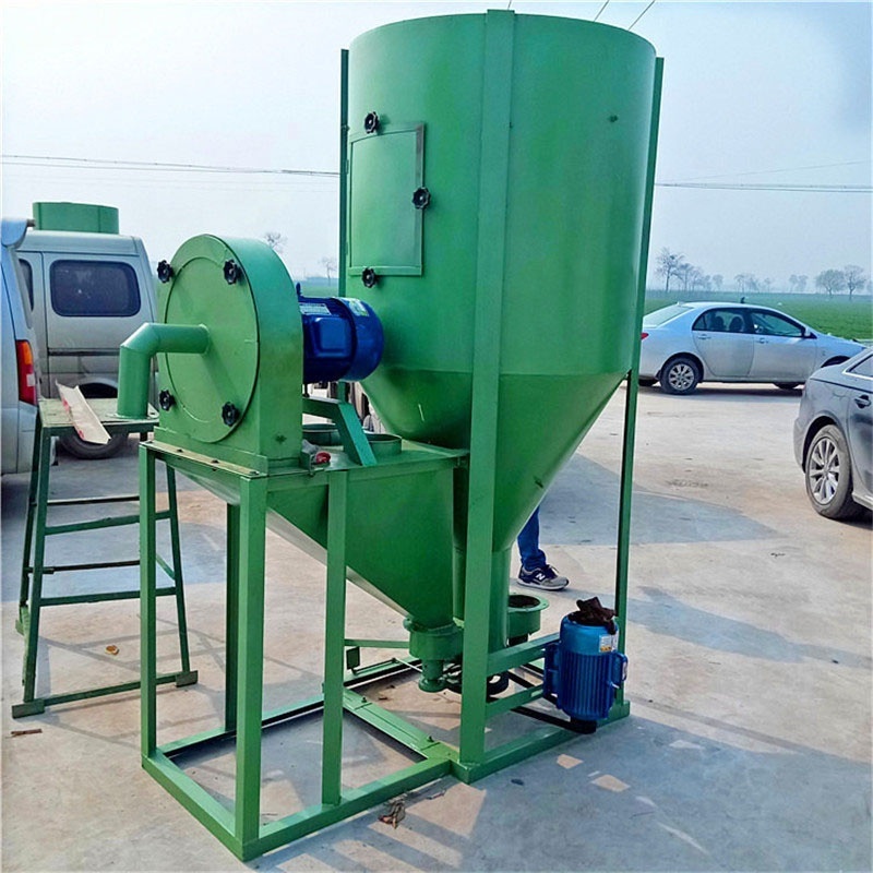 Poultry Feed Mixer Vertical Bran and soybean meal crushing and mixing machine electric/diesel engine feed mixer