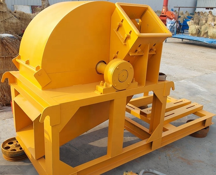 Multifunctional sawdust machine mushroom stick mushroom crusher pto wood crusher 420 500 600 model large wood crusher for sale