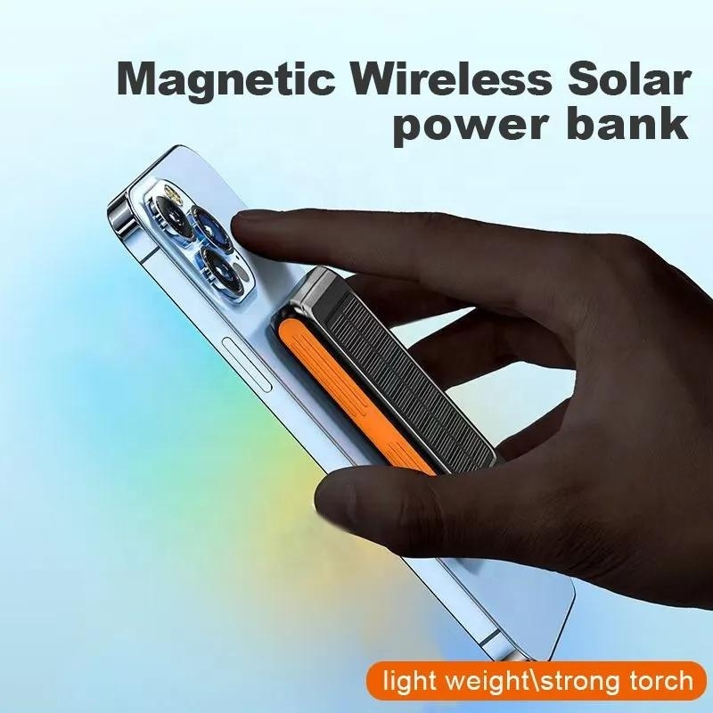 2023 Top Sell New Style Ipx6 Waterproof 5000mah Magnetic Wireless Solar Charging Power Bank For Cell Portable Solar Power Bank