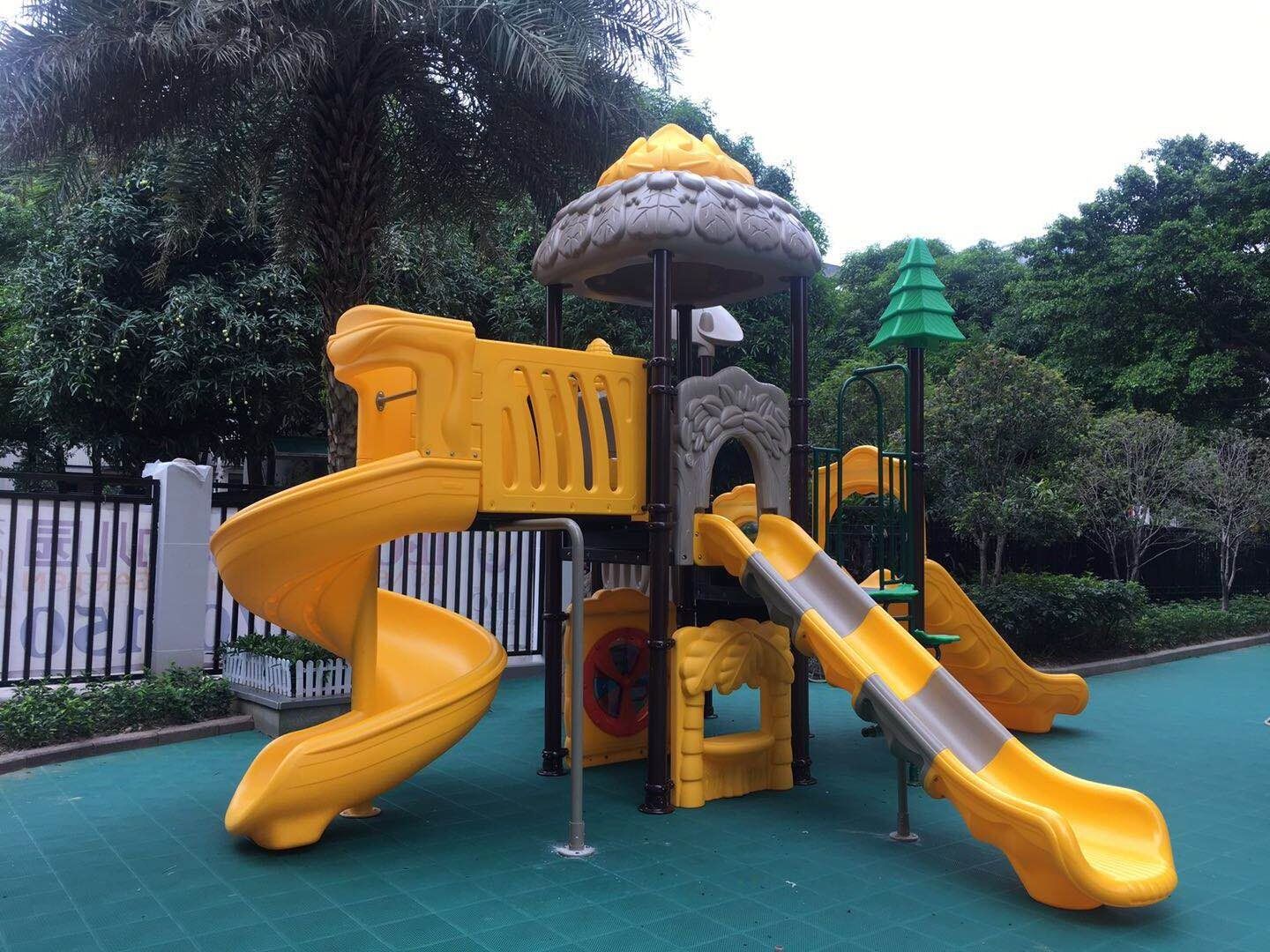 QITELE children used commercial outdoor playground equipment big spiral tube slides for sale