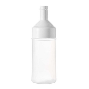 Sauce Bottle Dustproof And Leakproof Squeeze Bottle Kitchen Accessories Gravy Boat Ketchup Gravy Cruet Condiment Dispenser