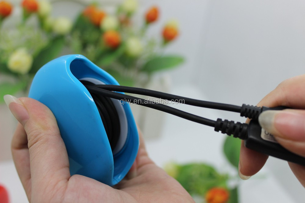 AUTOMATIC Recoil earphone Cord Winder , headphone untangler