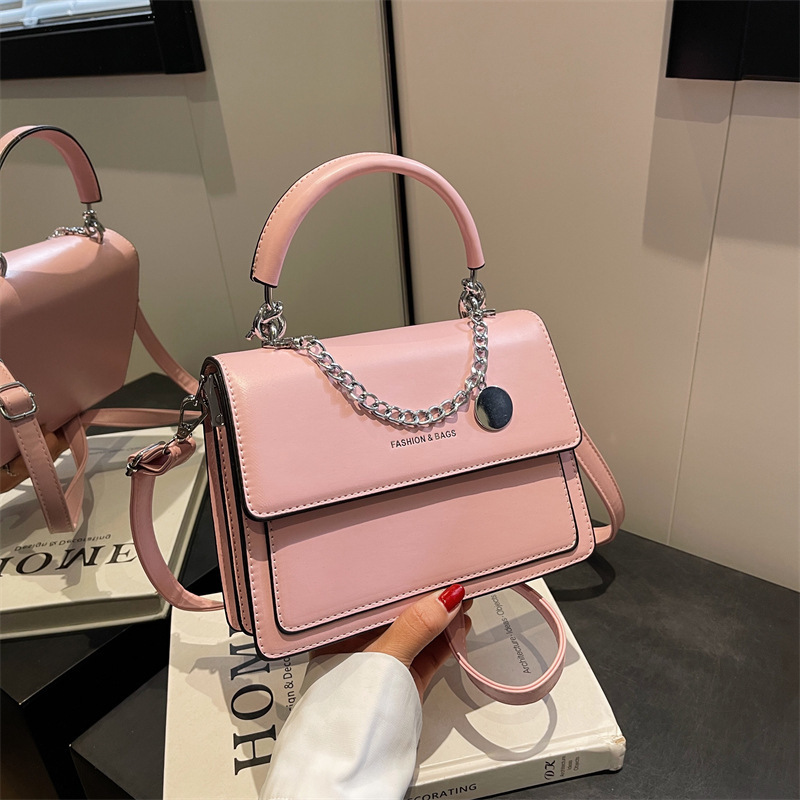 Large Capacity Handbags Shoulder Bag PU Totes Bags Lady Elegant Chain Accessory Small Square Crossbody Bag