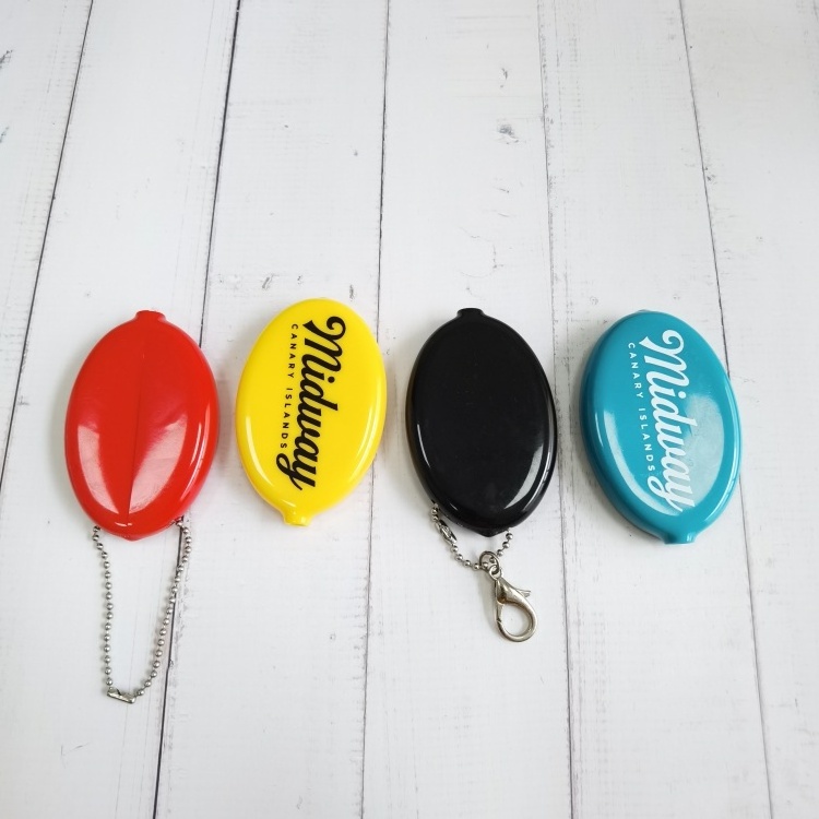 cheap promotion gifts Keychain Soft PVC Plastic Rubber Oval Squeeze Coin Purse with key ring