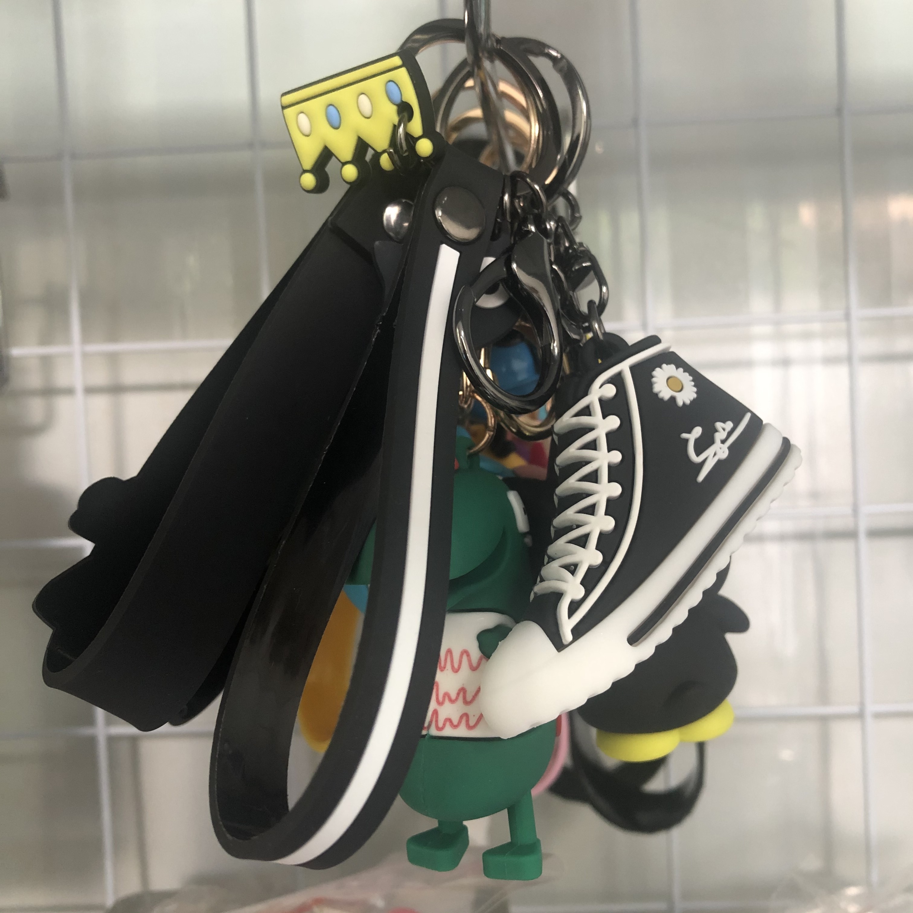 boy cool gifts 3D mini sneaker keychain wholesale shoes 2d sneaker keychains for shoes promotion