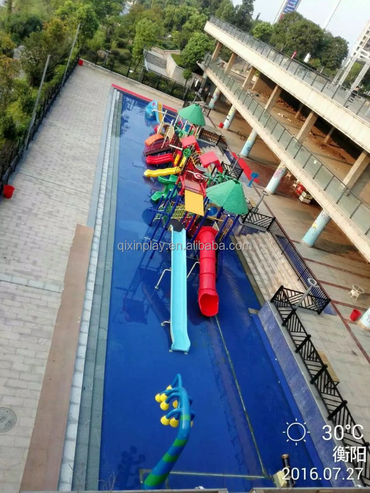 2018 summer funny games children water fountain sprinkler kids plastic water slide for pool QX-18074A