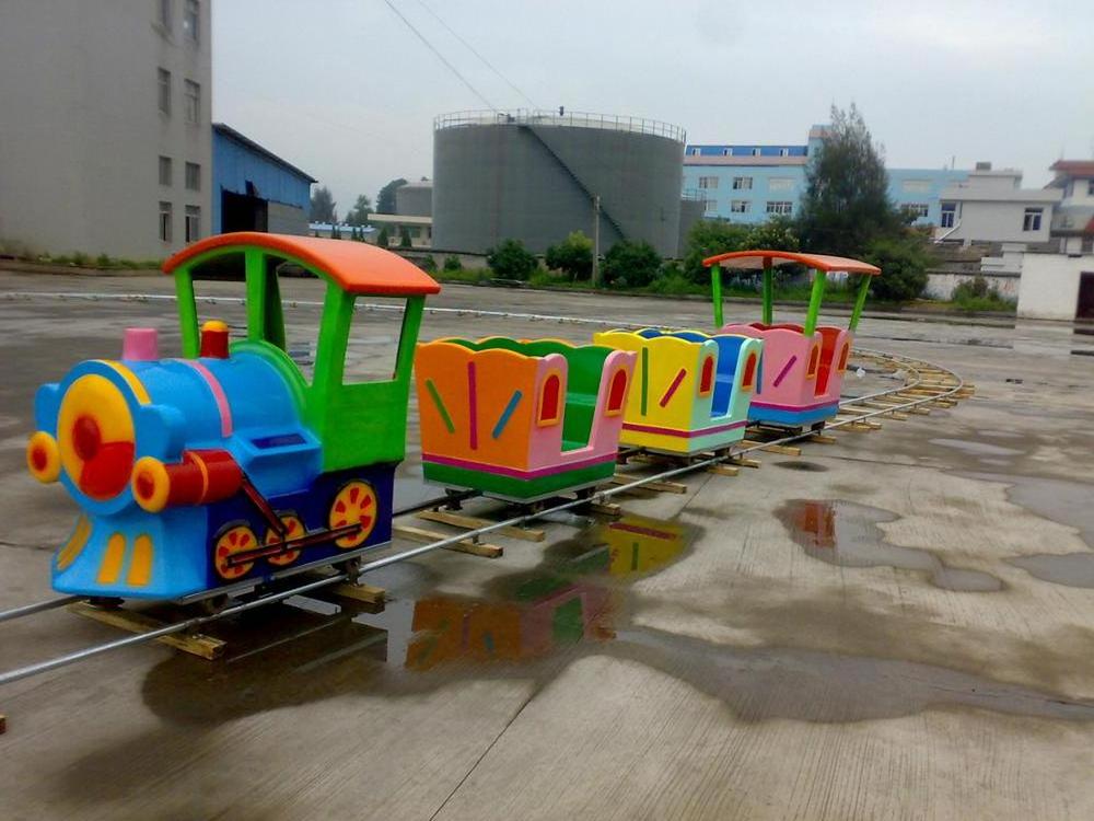 Fantastic! kids outdoor games mini electric track train with musical / kids amusement park track train for sale (QX-18131B)