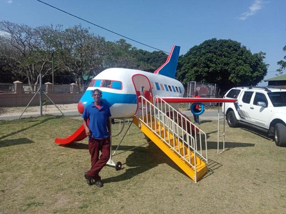 Guangzhou Qixinplay Airplane Playground Equipment Airplane Outdoor Playground for Kids QX-124D