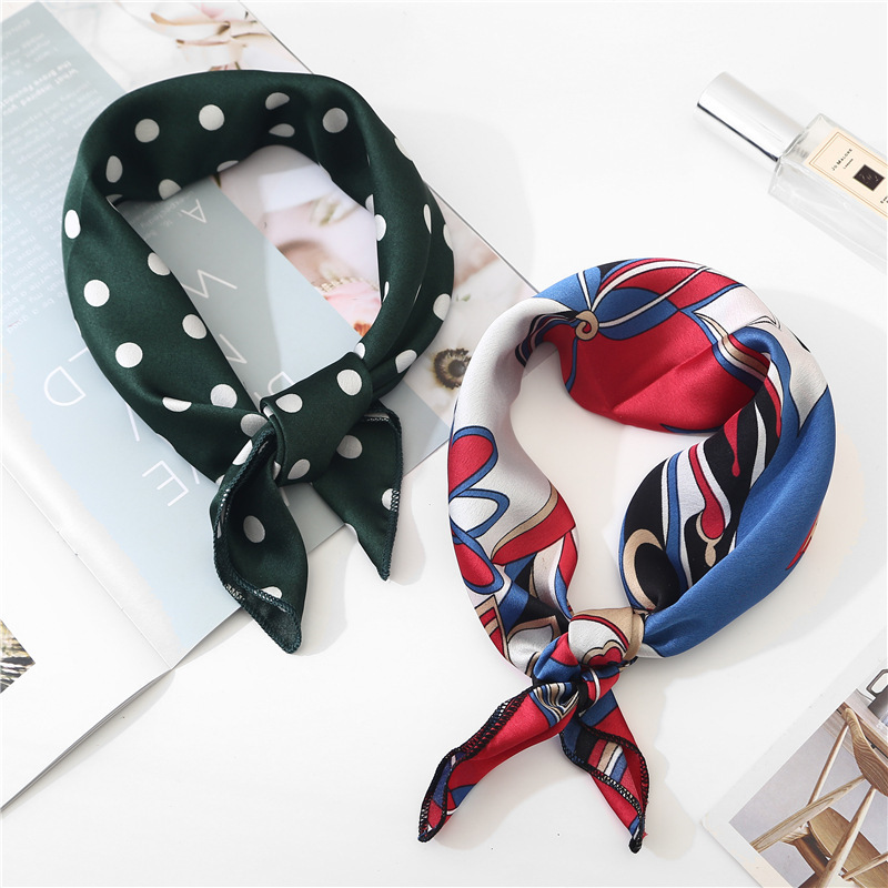 Q846 Women Printing Silk Satin Square Scarf Bandanas Airlines Stewardess Neckerchief 50 * 50cm Silk Scarves