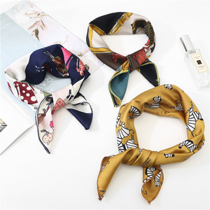 Q846 Women Printing Silk Satin Square Scarf Bandanas Airlines Stewardess Neckerchief 50 * 50cm Silk Scarves