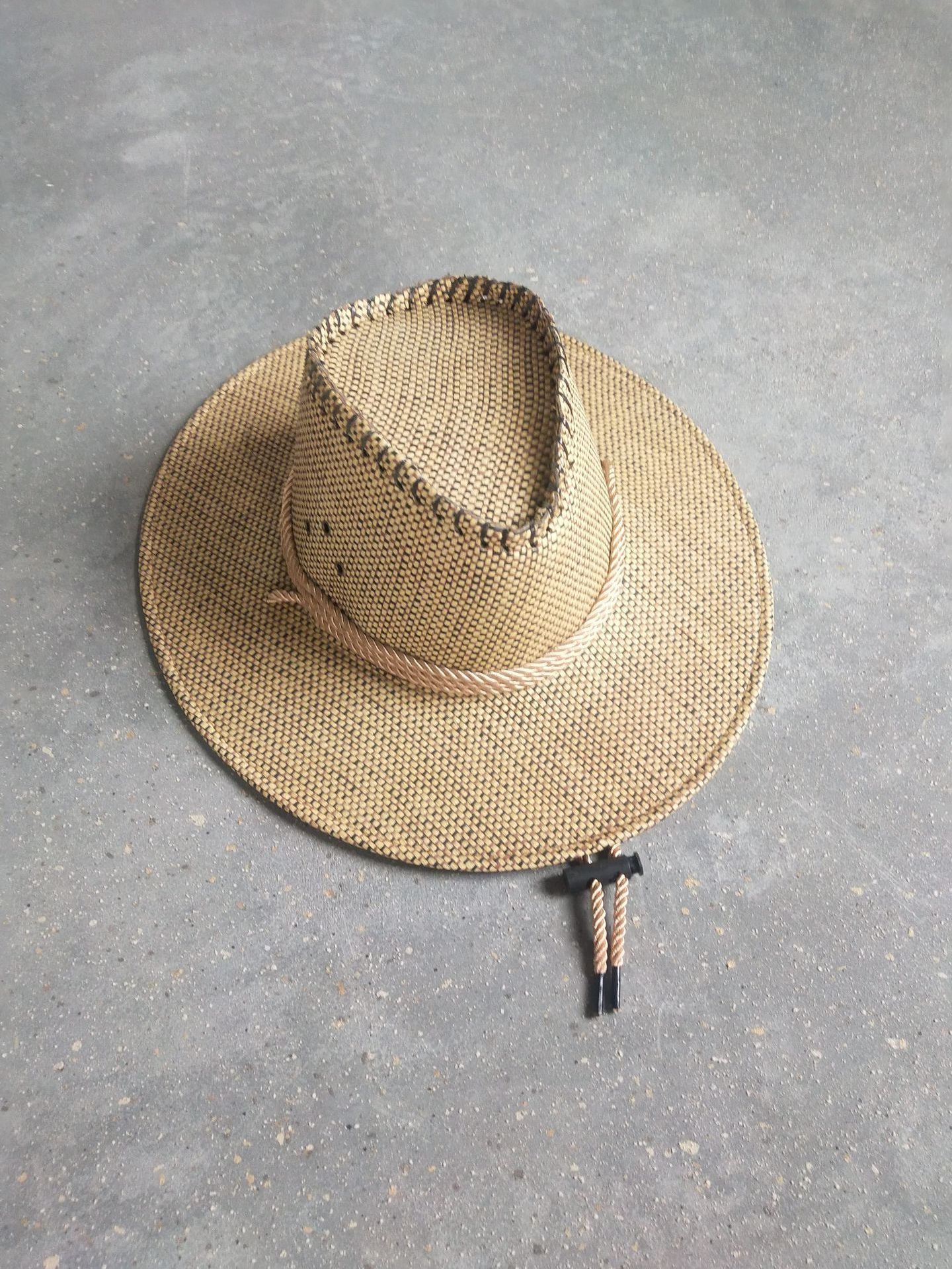 WS154 New Fashion Western Cowboy Straw Hat Summer Sun Protection Straw Hat Outdoor Travel Sunbonnet Wholesale Straw Hat