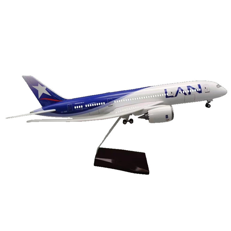 Hot New Gift Set Boeing787 Scale 1:130 43cm LAN Airline Desktop Aircraft Model with Wheels and LED Lights