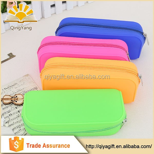 Promotional gifts and business gifts personalised silicone rubber pencil case