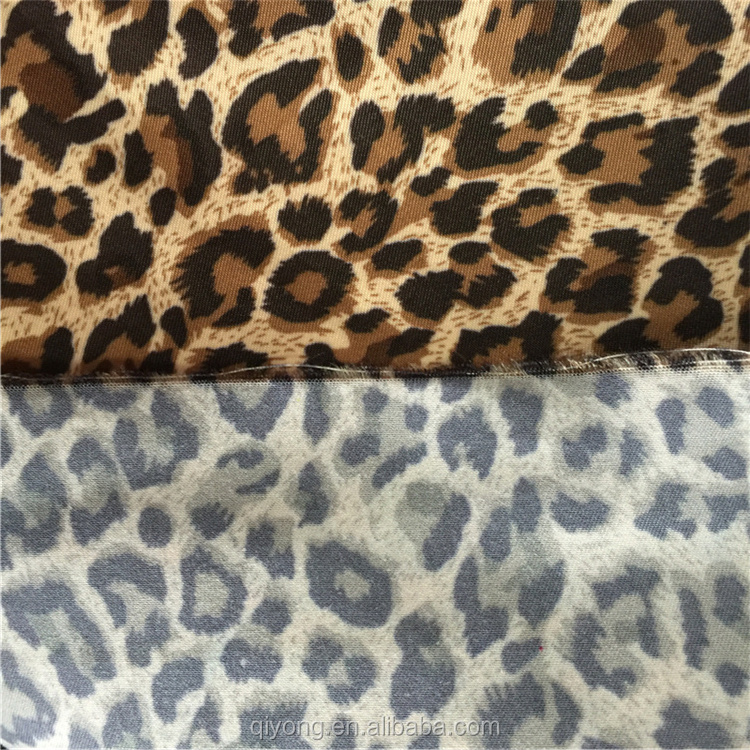 Hot Leopard Design Heat Transfer Printing Microfiber Twill Peach Skin Fabric in 100%Polyester