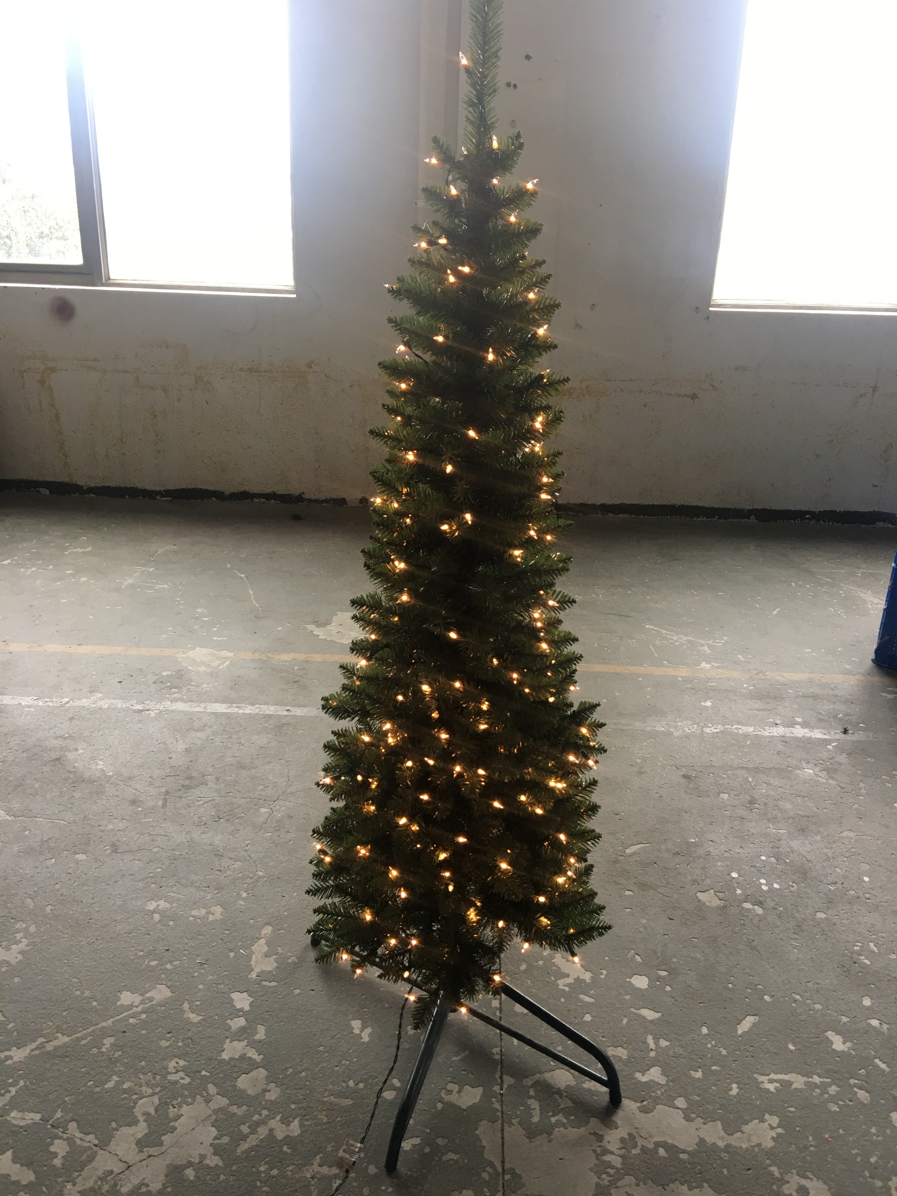 Hot Selling Black Pencil Slim Christmas Tree 6ft Artificial 180CM Christmas Trees