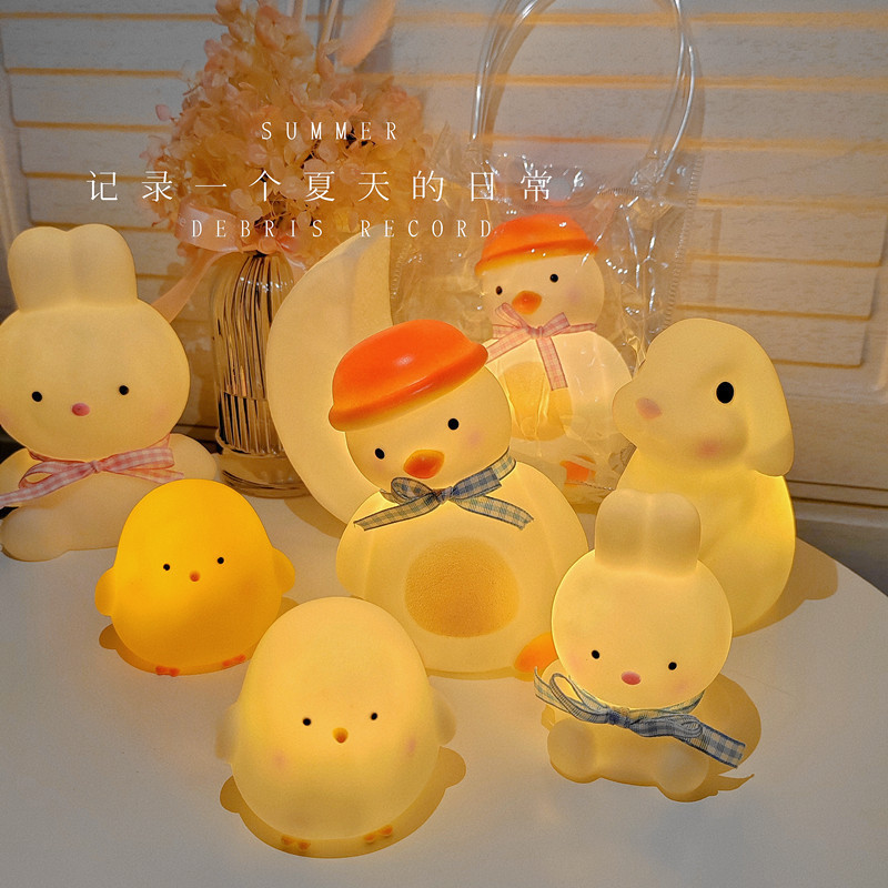 QY custom explosive led rubber night light duck cartoon ins creative night market stalls source night market children's luminous