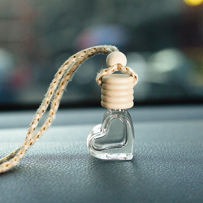 F New 7ml Hanging heart Shape Glass Car Perfume Bottles 6ml Empty car Diffuser Car hanging perfume bottle with wooden cap